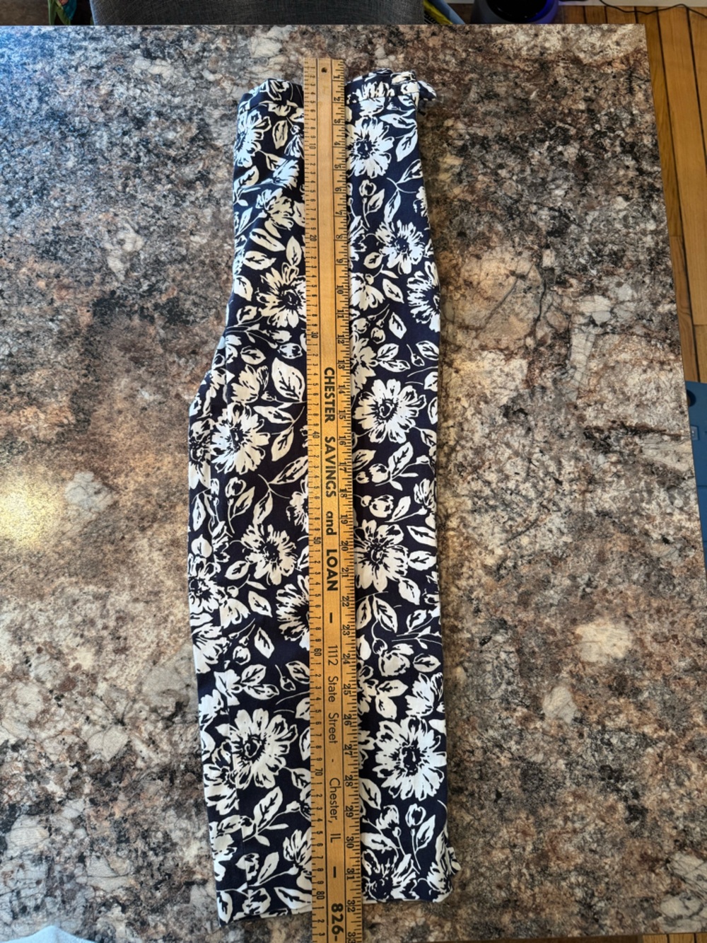 Lauren Ralph Lauren Navy and White Floral Wide-Leg Capris - Picture 3 of 5
